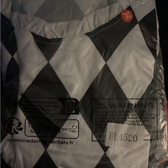 Elegant Red and Black Harlequin Dress Set Halloween costume - Picture 3 of 3